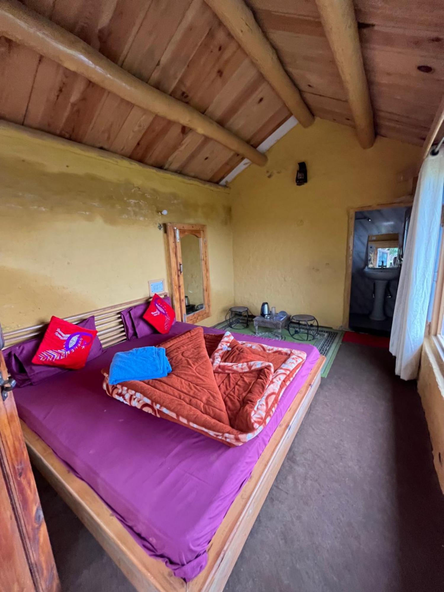 Apple Garden Cottages And Restaurant Dhanaulti Exterior foto