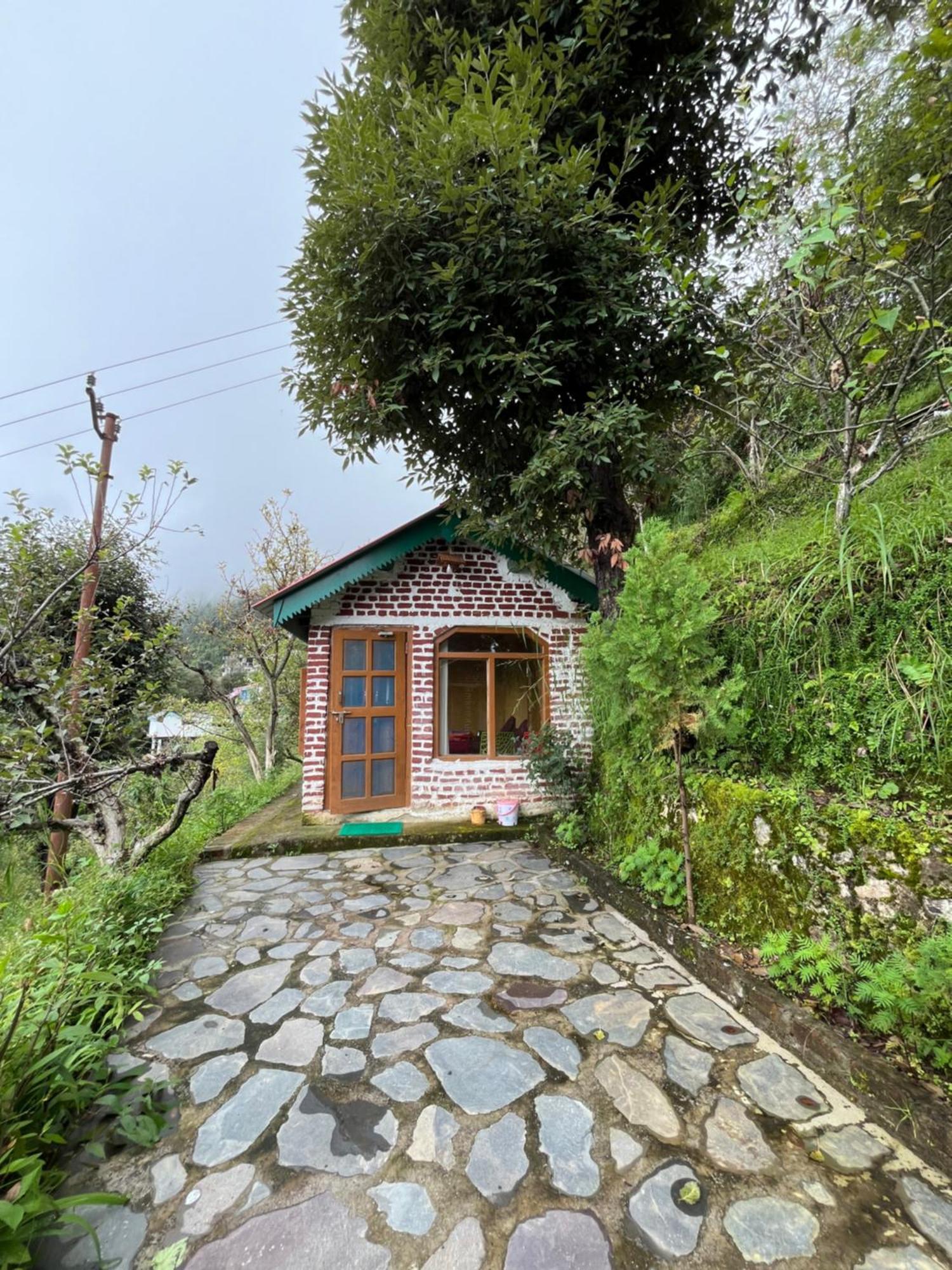 Apple Garden Cottages And Restaurant Dhanaulti Exterior foto